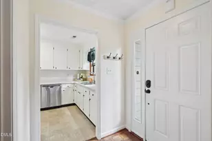 118 Clancy Cir, Cary, NC 27511 - Photo 10