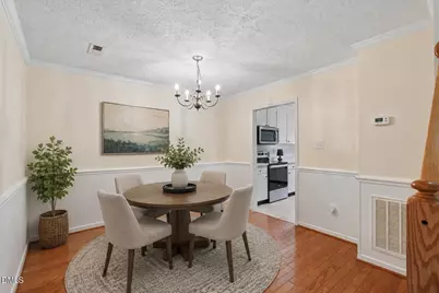 118 Clancy Circle, Cary, NC 27511 - Photo 4