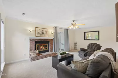 118 Clancy Circle, Cary, NC 27511 - Photo 2