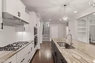 7421 Stonehenge Farm Ln, Raleigh, NC 27613 - Photo 4