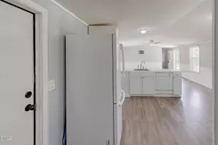 32 Everett Ave, Roxboro, NC 27574 - Photo 20