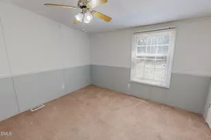 32 Everett Ave, Roxboro, NC 27574 - Photo 22