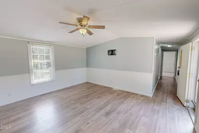 32 Everett Avenue, Roxboro, NC 27574 - Photo 4
