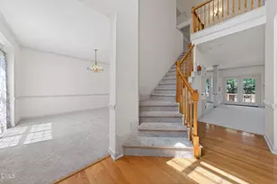 101 Greygate Pl, Cary, NC 27518 - Photo 4