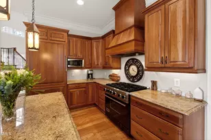 319 Circle Park Pl, Chapel Hill, NC 27517 - Photo 18