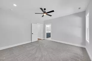 124 Freedom Rdg Dr, Smithfield, NC 27577 - Photo 10