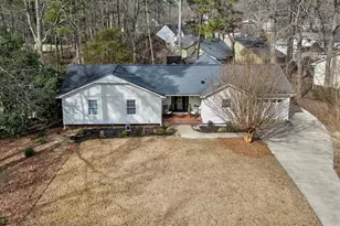 429 Warren Ave, Cary, NC 27511 - Photo 2