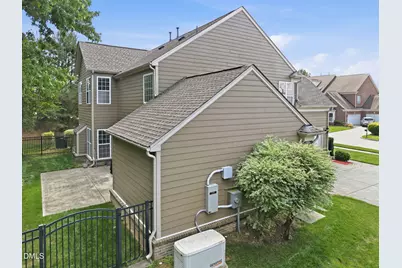 102 Alliance Circle W, Cary, NC 27519 - Photo 6
