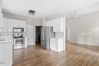 508 Senterwood Court, Fuquay-Varina, NC 27526 - Photo 10
