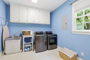 301 Lake Hogan Farm Rd, Chapel Hill, NC 27516 - Photo 18