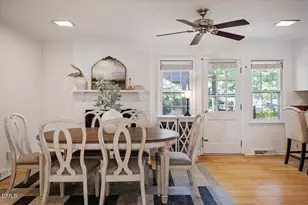 5520 Newberry Dr, Raleigh, NC 27609 - Photo 10