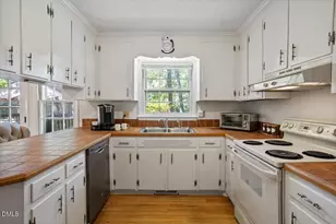 5520 Newberry Dr, Raleigh, NC 27609 - Photo 18