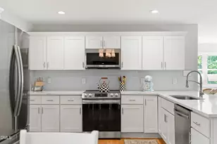1304 Marlborough Rd, Raleigh, NC 27610 - Photo 12