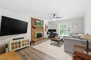 2910 Beechgrove Dr, Durham, NC 27705 - Photo 22