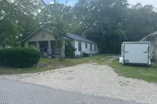 808 S 12th St, Lillington, NC 27546 - Photo 2