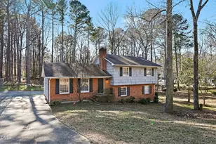 1920 White Plains Rd, Chapel Hill, NC 27517 - Photo 1