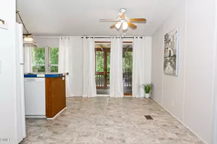 105 Roe Ln, Clayton, NC 27527 - Photo 8