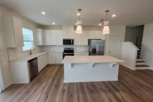 517 Sunset Lk Dr, Durham, NC 27703 - Photo 10