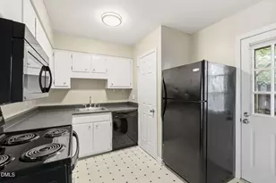 2604 Brafferton Ct, Raleigh, NC 27604 - Photo 10