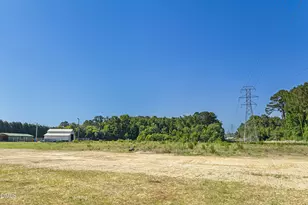 906 Butler Dr, Erwin, NC 28339 - Photo 24