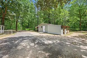 135 Trails End Dr, Selma, NC 27576 - Photo 44