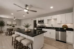135 Trails End Dr, Selma, NC 27576 - Photo 8