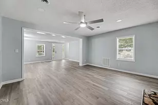 135 Trails End Dr, Selma, NC 27576 - Photo 20