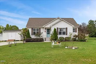 100 Stoney Creek Cir, Smithfield, NC 27577 - Photo 2