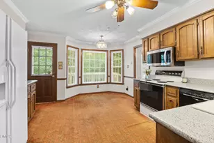 1113 Ashford Ln, Cary, NC 27511 - Photo 10