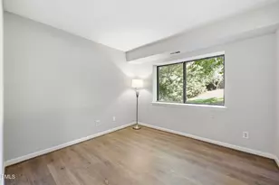 1008 Sandlin Pl, Raleigh, NC 27606 - Photo 16