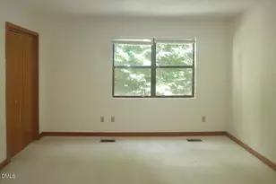 206 Cedarwood Ln, Carrboro, NC 27510 - Photo 8
