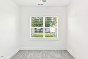 606 E Granville St, Dunn, NC 28334 - Photo 22