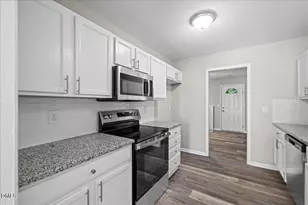 4721 Tanglewood Oaks St, Raleigh, NC 27610 - Photo 14