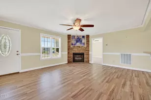 30 Herself Cir, Princeton, NC 27569 - Photo 6