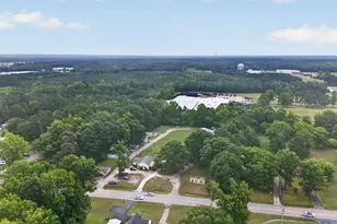 3845 Raleigh, Henderson, NC 27537 - Photo 2