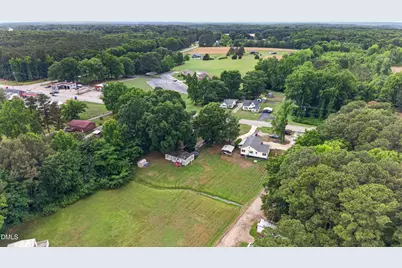 3845 Raleigh, Henderson, NC 27537 - Photo 8