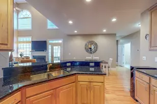 401 Waverly Hills Dr, Cary, NC 27519 - Photo 8
