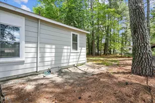 919 West St, Smithfield, NC 27577 - Photo 10
