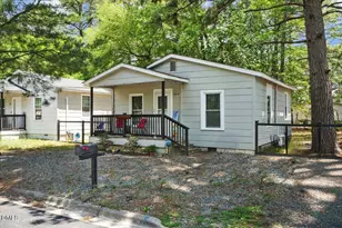 919 West St, Smithfield, NC 27577 - Photo 4