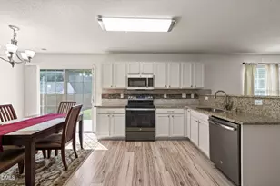 7504 Brighton Village Dr, Raleigh, NC 27616 - Photo 14