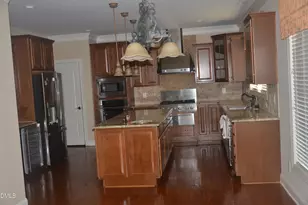 1026 Winterborne Dr, Cary, NC 27519 - Photo 8