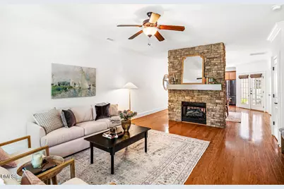 1034 Philpott Drive, Chapel Hill, NC 27517 - Photo 6