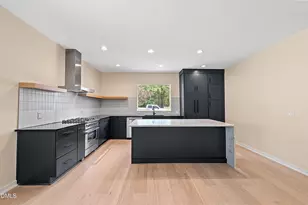 1118 S Bloodworth St, Raleigh, NC 27601 - Photo 8