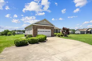 1470 Dollard Town Rd, Goldsboro, NC 27534 - Photo 4