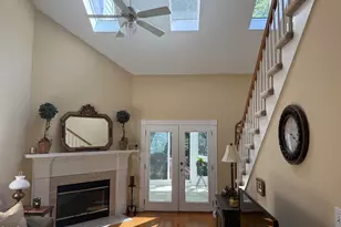 306 Vinca Cir, Cary, NC 27513 - Photo 2