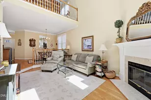 306 Vinca Cir, Cary, NC 27513 - Photo 16