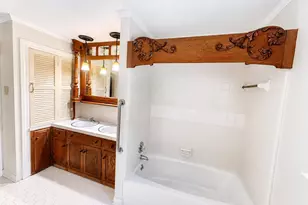 921 Williamsboro St, Oxford, NC 27565 - Photo 16