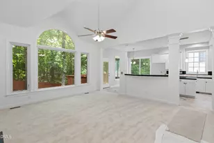 102 Citrus Pl, Cary, NC 27519 - Photo 10