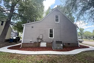 2900 Broadlands Dr, Raleigh, NC 27604 - Photo 6