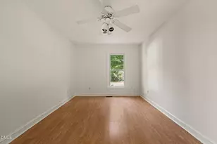 704 E Maple Ln, Fuquay-Varina, NC 27526 - Photo 14
